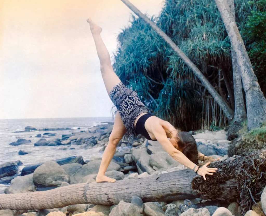 Yoga a cakra 12